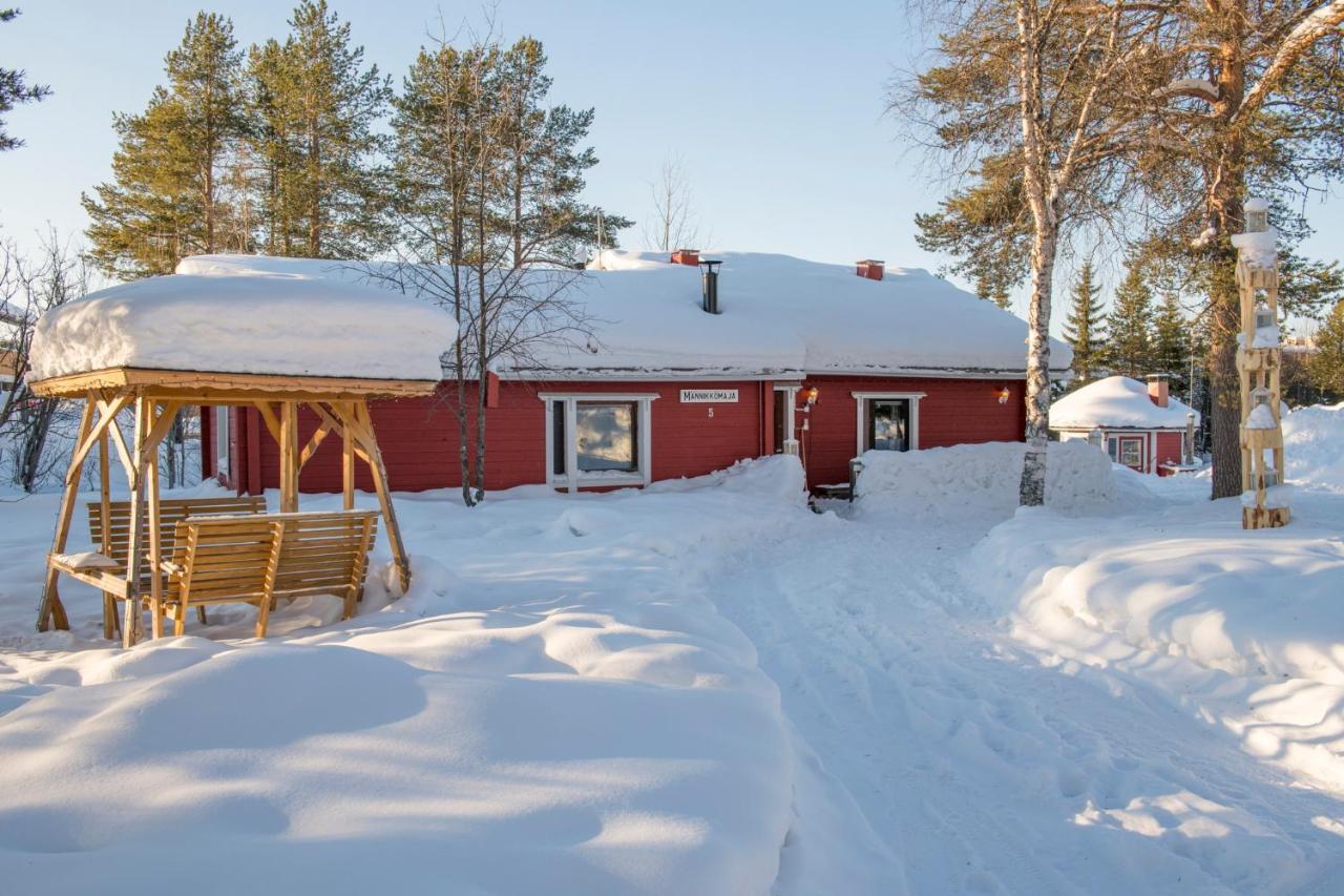 Yllaeksen Yoepuu Villa Akaslompolo Luaran gambar